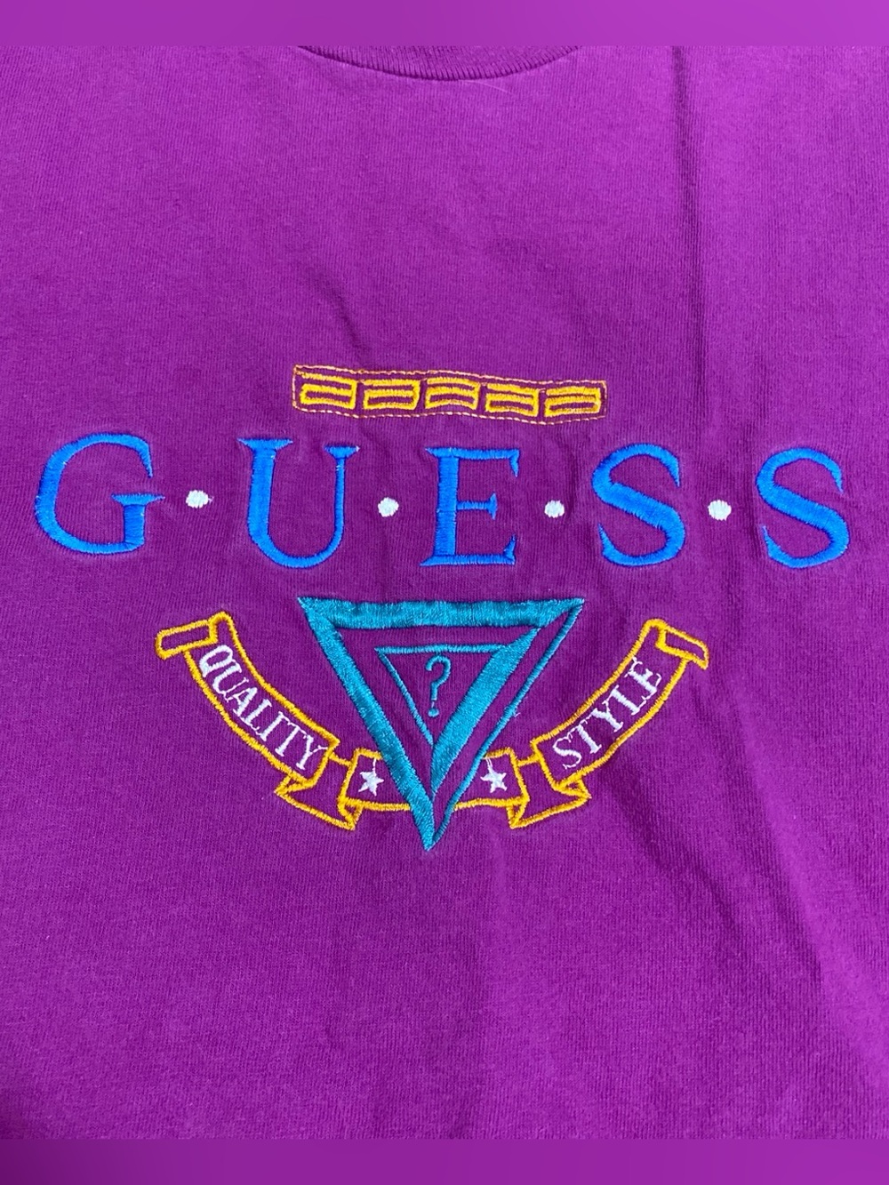 Vintage Guess T-Shirt - Picture 5 of 8